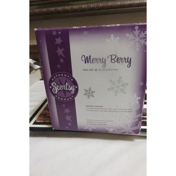 MINT IN BOX SCENTSY MERRY BERRY WAX WARMER - Picture 5 of 5